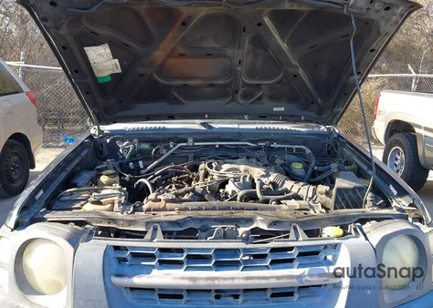 2004 Nissan Xterra Xe z USA, uszkodzony, nr VIN 5N1ED28T04C656686